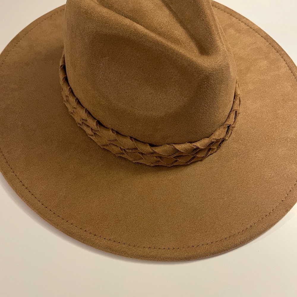Stylish Tan Fedora Hat